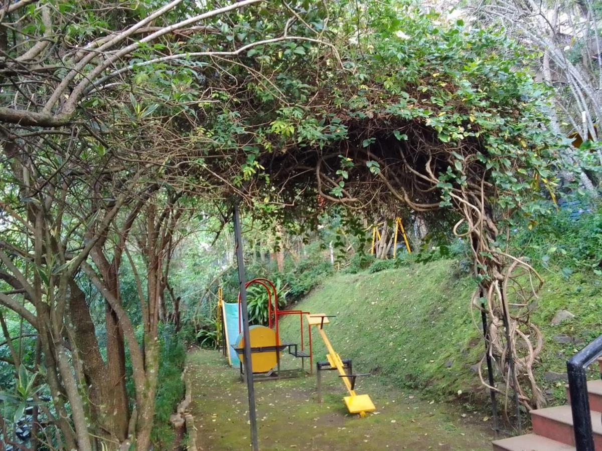 Pine Borough Inn Kodaikanal Kültér fotó