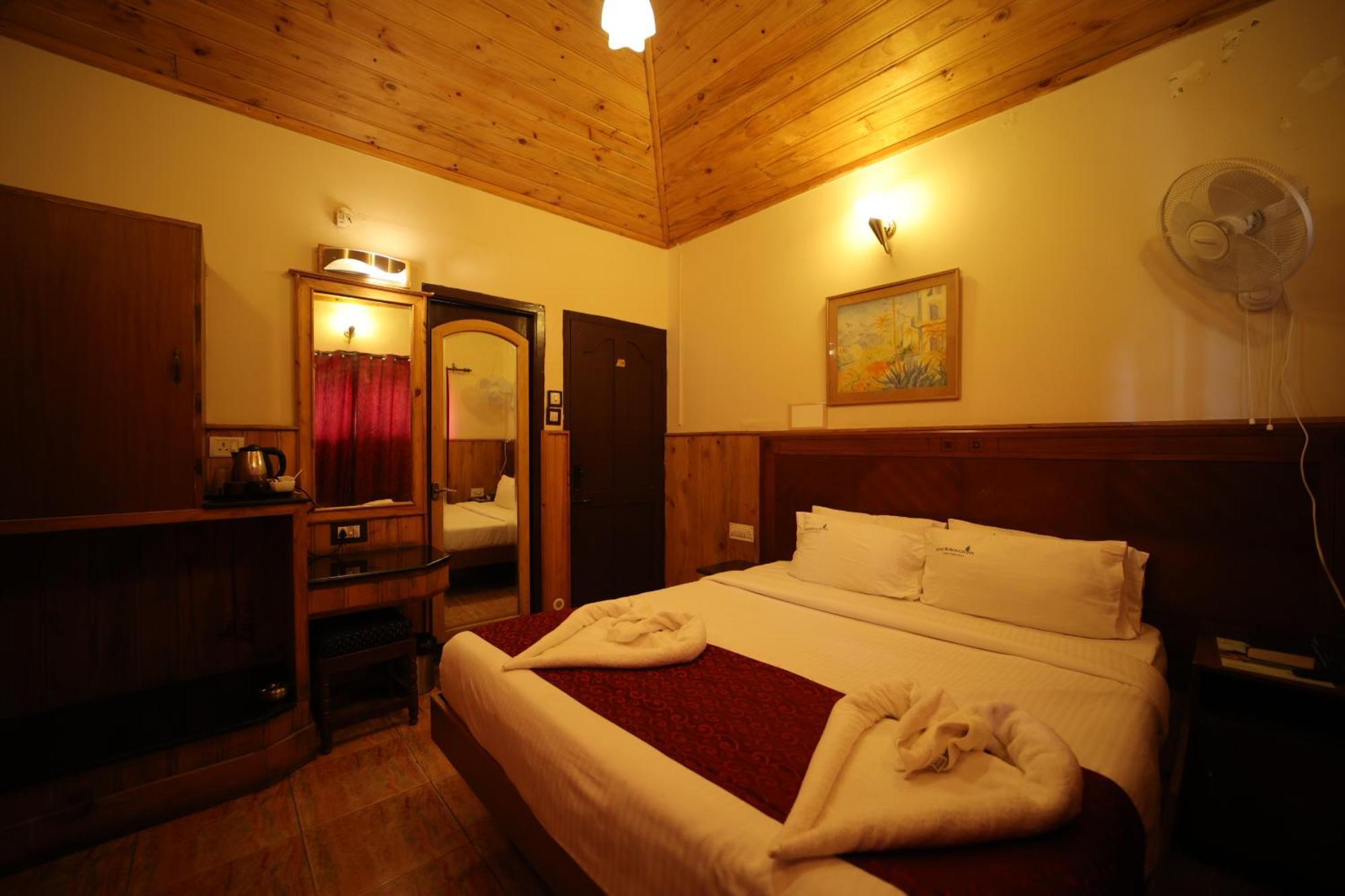 Pine Borough Inn Kodaikanal Kültér fotó